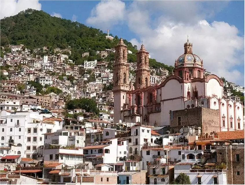 Mexico City: Private Cacahuamilpa Caves and Taxco Tour | GetYourGuide