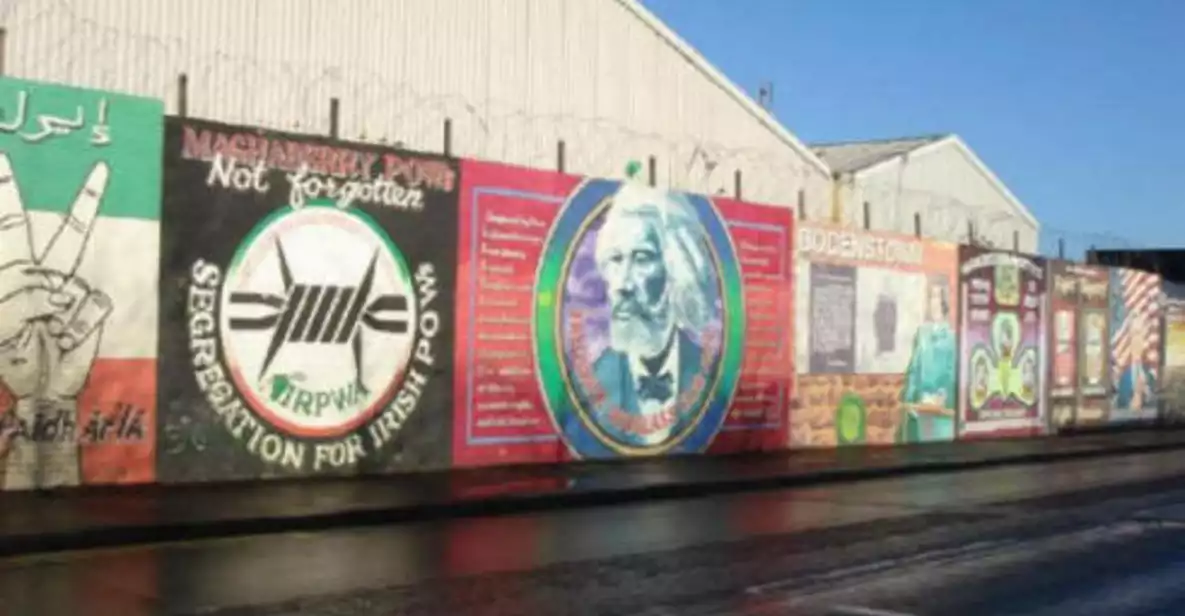 Belfast Taxi Mural Tour | GetYourGuide