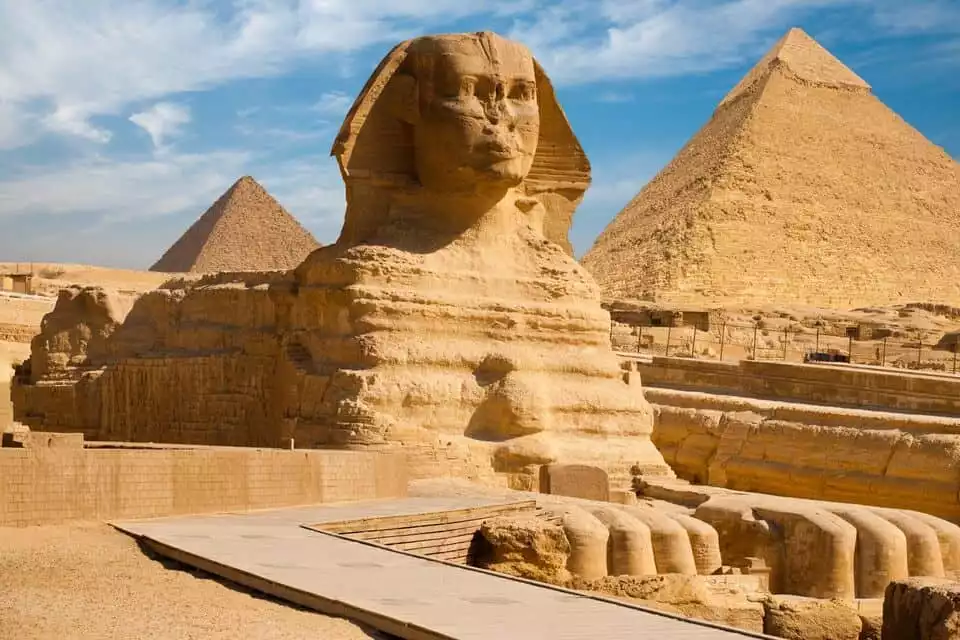 Private Transfer: Hurghada to Pyramids, Sphinx, Museum | GetYourGuide