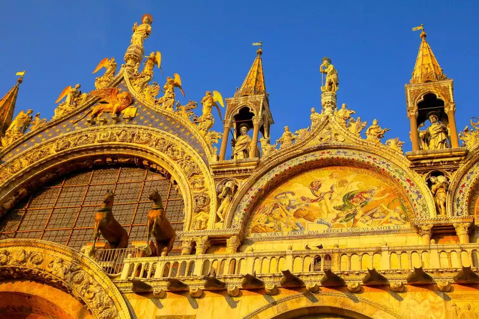 St. Mark's Basilica: Skip-the-Line Tour with City Walking Tour | GetYourGuide