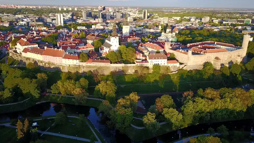Tallinn: Half-Day City Tour | GetYourGuide