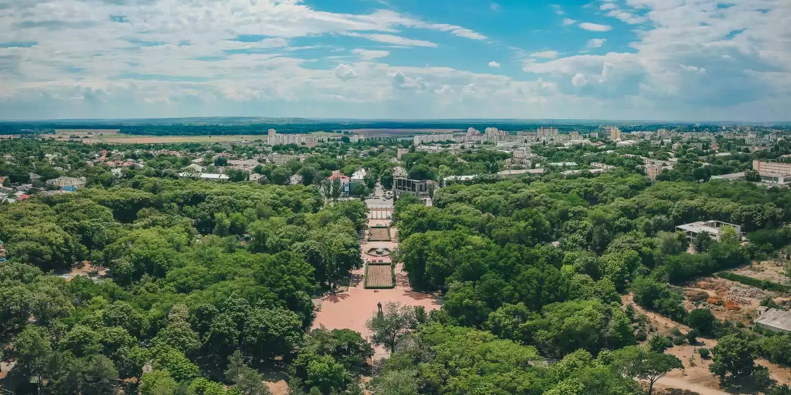 Tiraspol: Romantic Walking Tour | GetYourGuide