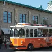 Winnipeg: 2-Hour City Trolley Tour | GetYourGuide